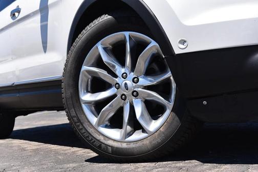 White Platinum Tri-Coat Metallic 2013 Ford Explorer Limited