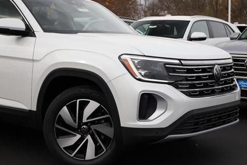 2025 Volkswagen Atlas 2.0T SEL