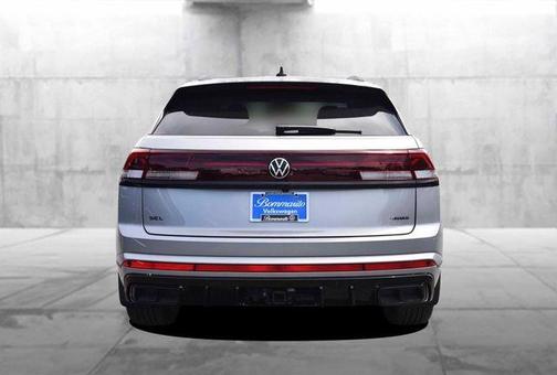 Silver Mist Metallic 2026 Volkswagen Atlas Cross Sport 2.0T SEL R-Line Black
