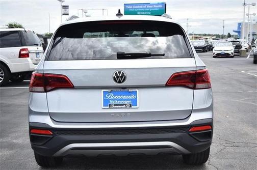 2024 Volkswagen Taos S FWD