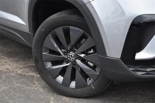 2024 Volkswagen Taos S FWD