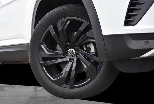 2022 Volkswagen Atlas 3.6L SE w/Technology