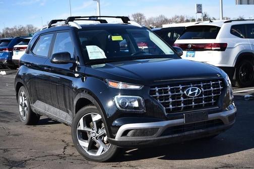 2024 Hyundai VENUE SEL