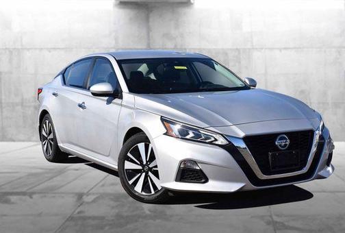 2022 Nissan Altima 2.5 SV