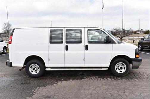 2024 GMC Savana 2500 Work Van