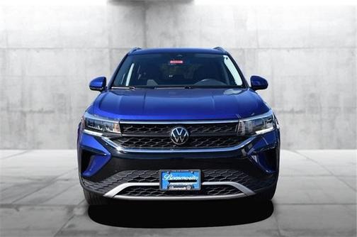 2024 Volkswagen Taos SE 4MOTION