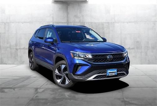 2024 Volkswagen Taos SE 4MOTION