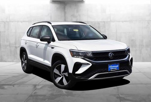 Pure White 2024 Volkswagen Taos S 4MOTION
