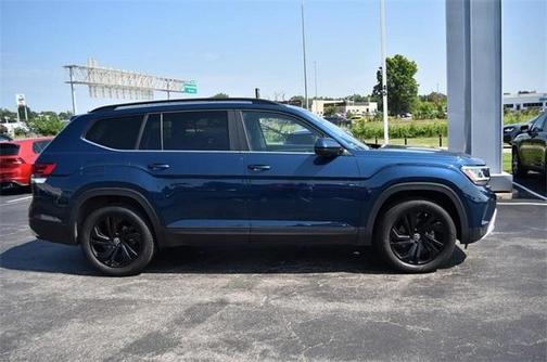 2023 Volkswagen Atlas 3.6L SE w/Technology