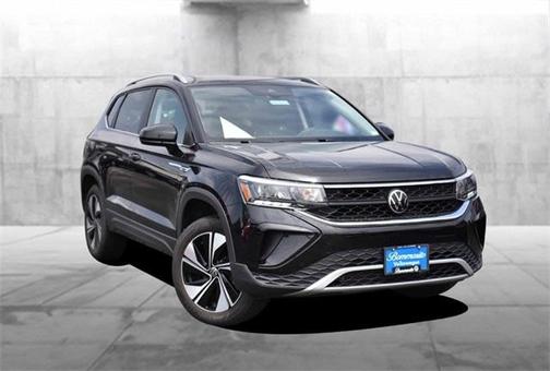 2024 Volkswagen Taos SE 4MOTION