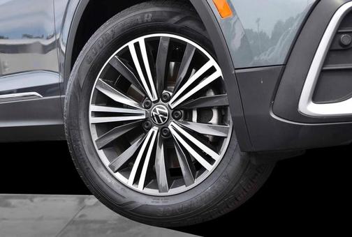 2024 Volkswagen Tiguan 2.0T Wolfsburg Edition
