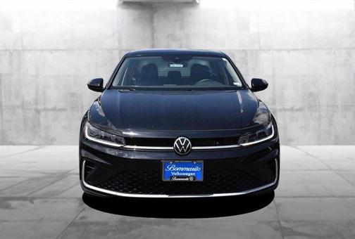 Deep Black Pearl Effect 2025 Volkswagen Jetta 1.5T SE