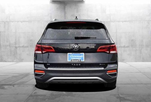 Deep Black Pearl Effect 2023 Volkswagen Taos 1.5T SE