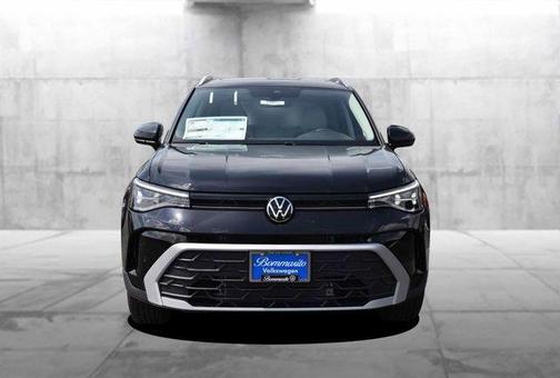 Deep Black Pearl 2026 Volkswagen Taos 1.5T SE