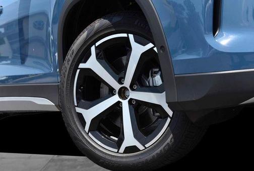 Monterey Blue Pearl 2026 Volkswagen Tiguan 2.0T SE