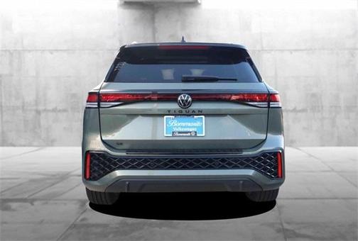 2025 Volkswagen Tiguan 2.0T SE R-Line Black