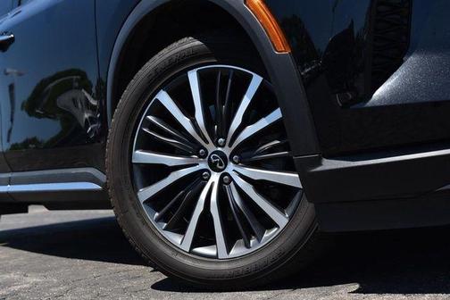 Mineral Black 2023 INFINITI QX60 SENSORY
