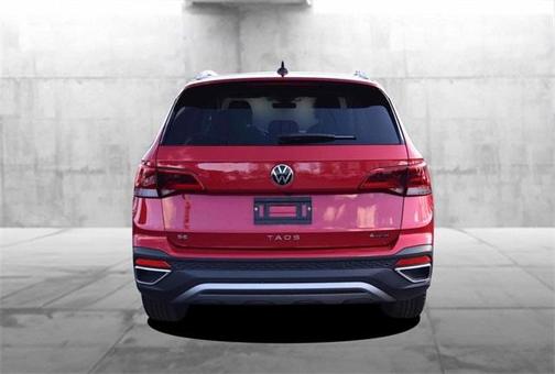 2024 Volkswagen Taos SE 4MOTION