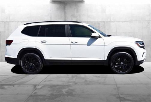 2022 Volkswagen Atlas 3.6L SE w/Technology