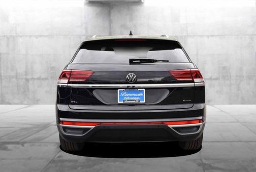 Deep Black Pearl Effect 2023 Volkswagen Atlas Cross Sport 2.0T SEL