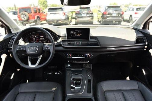 Manhattan Gray Metallic 2019 Audi Q5 2.0T Premium Plus