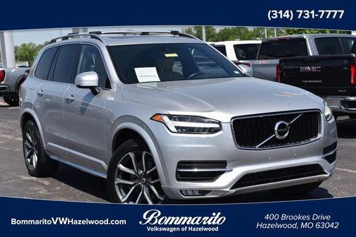 Bright Silver Metallic 2019 Volvo XC90 T6 Momentum