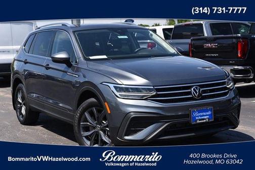 Platinum Gray Metallic 2023 Volkswagen Tiguan 2.0T SE