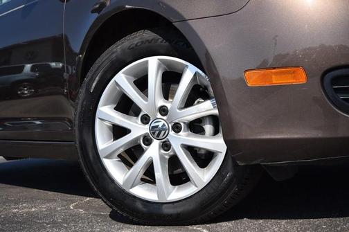 2014 Volkswagen Jetta SportWagen Auto SE PZEV
