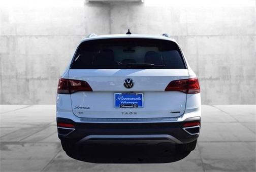 2024 Volkswagen Taos SE 4MOTION