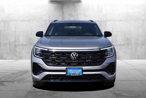 Silver Mist Metallic 2026 Volkswagen Atlas Cross Sport 2.0T SEL R-Line Black