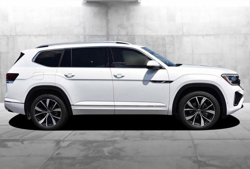 Opal White Pearl 2026 Volkswagen Atlas 2.0T SEL Premium R-Line