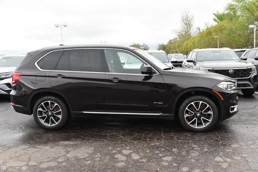 Black Sapphire Metallic 2017 BMW X5 xDrive50i