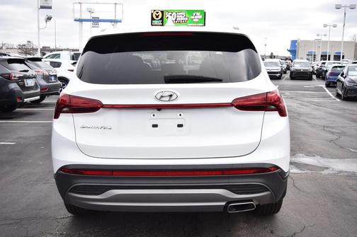 2022 Hyundai SANTA FE SE