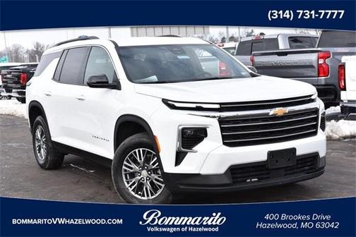 2025 Chevrolet Traverse LT