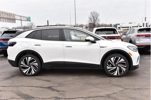 2025 Volkswagen ID.4 Pro S Plus