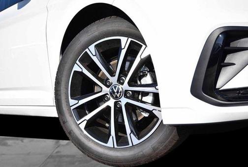 Pure White 2026 Volkswagen Jetta 1.5T Sport