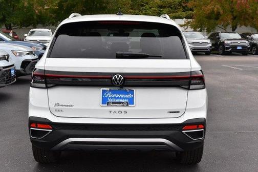 Pure White 2027 Volkswagen Taos 1.5T SEL