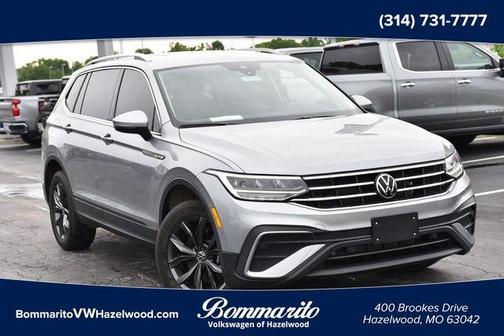 Pyrite Silver Metallic 2024 Volkswagen Tiguan 2.0T SE