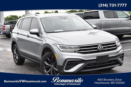 Pyrite Silver Metallic 2024 Volkswagen Tiguan 2.0T SE