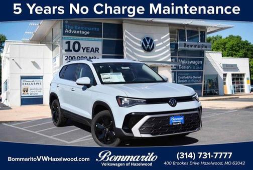 Monument Gray 2026 Volkswagen Taos 1.5T SE
