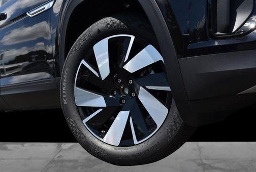 Deep Black Pearl 2026 Volkswagen Atlas Cross Sport 2.0T SE W/TECHNOLOGY