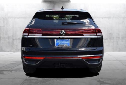 Deep Black Pearl 2026 Volkswagen Atlas Cross Sport 2.0T SE W/TECHNOLOGY