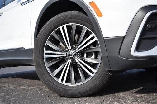 2024 Volkswagen Tiguan 2.0T Wolfsburg Edition