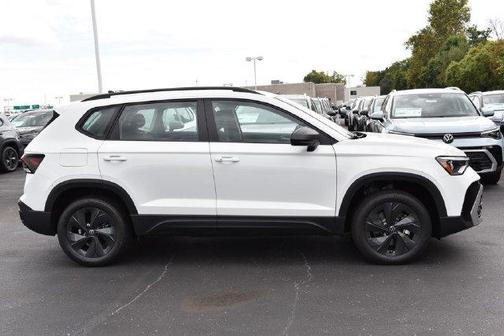 Pure White 2027 Volkswagen Taos 1.5T S