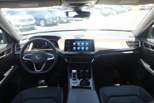 Deep Black Pearl Effect 2025 Volkswagen Atlas 2.0T SE