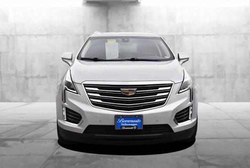Silver Coast Metallic 2017 Cadillac XT5 Premium Luxury