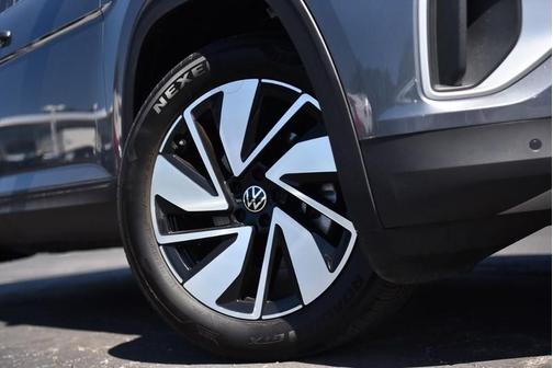 2024 Volkswagen Atlas 2.0T SE