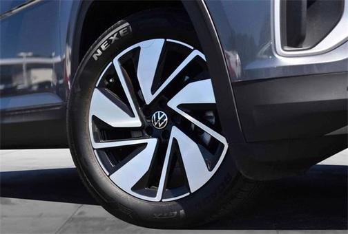 2024 Volkswagen Atlas 2.0T SE