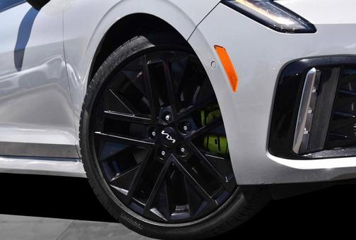Wolf Gray 2025 Kia K5 GT