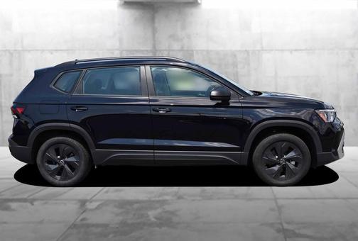 Deep Black Pearl Effect 2025 Volkswagen Taos 1.5T S